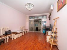 曹杨六村 曹杨路地铁口 全明户型两房一厅 送15平花园 急售