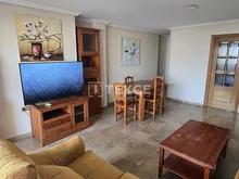 托雷维耶哈宽敞公寓,带露台,便利设施齐全