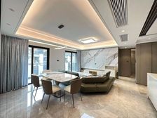 虹桥前湾公园中心 虹庐湾138平中叠租售 随时看房