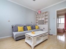 新房家园1室1厅精装修