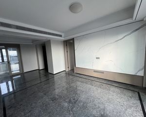 世茂璀璨万镜 商品住宅 医疗配套成熟 精装可拎包入住