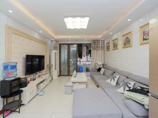 单价低!怡盛花园 3室2厅 精装修保养好 中层采光好 有钥匙