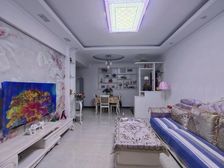 九龙坡区 杨家坪步行街 铁马对面 新华春天 精装二房 53万