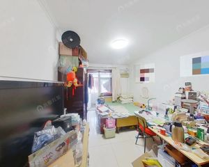 大泥湾南北通透两居室,无浪费面积,采光好,无遮挡