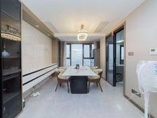 (新上房源)天逸城 精装修 带车位 !! 看房随时 价格可议