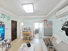 精装修,临近前后滩,7/13/19三线环绕,小区已做美丽家园