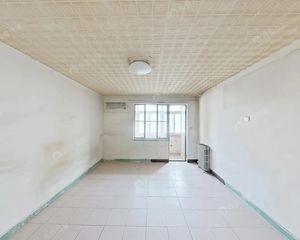 小区安静马甸钟表南院 三轨交汇中间层户型方正满五年有钥匙