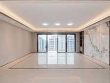 万科四季都会 128平4居 南向精装修 安静不临街