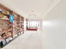 沿河景观房,2年百万豪庄,采光好视野好,诚心出售,附面积多