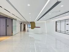 番禺地铁口 全层1700平带阳台 甲级写字楼 75实用率