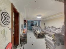 正南绿地东上海3室2厅精装修