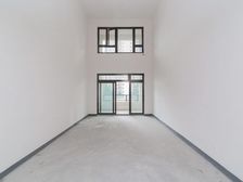 新北雅居乐常乐府 南向毛坯大平层 满五161平338万