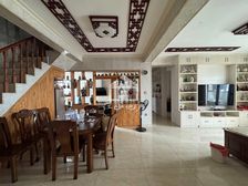 青秀区仙湖 电梯楼中楼带露台 昌泰盛世家园 204平4居