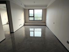 2023年交房的纯新房 一梯两户 带精装没住过 随时能看房