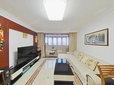 带露台顶楼复式 全南户型 正看8万人体育场 采光好 万科物业