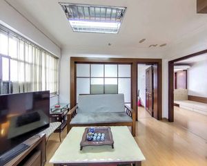 本人经营租房 卖房 租铺等业务 有各种关于房产欢迎联系咨询