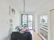 浦东康桥老街南向两居 满五简装高层住宅 358万