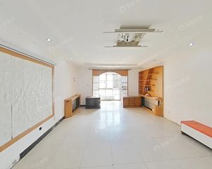 腾龙家园 低楼层 南北向三居室,中间楼层,中间单元