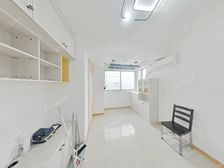 精装一改二,打一模范 ,带固定车位,业主诚意出售。看房随时