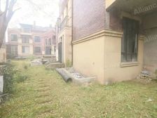 南滨路 金辉耀江府联排别墅端户 带三车位 花园150㎡