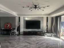 依云郡4室2厅3卫南朝向469.0万元/套出售