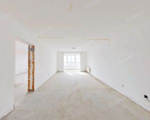 高楼层,视野好;南北通透;有钥匙,随时看房;明卫