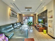 近轻轨,近公交,视野采光好,业主安心出售