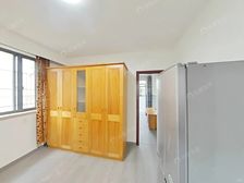 二楼,独立排水管道,不反水。南北通透边套全明。轨交100米