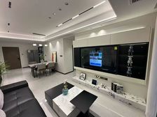 爱情海商业街对面 豪装三房双卫 看小区中庭 轻轨就在小区门口