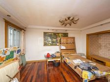 99年商品房,一梯两户,双朝南大两房,南北通透,小区花园位置