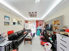 华江景城中楼层三房,装修温馨 采光无遮挡 配套齐全