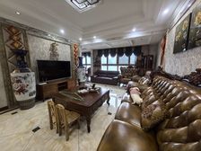 维多利亚5室2厅2卫东朝向68.0万元/套出售