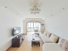 新出南北大两房,楼层适中,业主诚心出售可谈