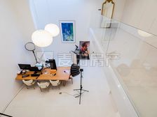 8号楼 位置不错 可谈价格 带个车位 有钥匙 景粼原著东区