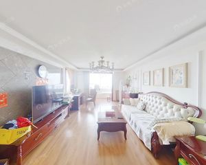 都市网景 南西向三居 精装中层 满五住宅