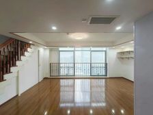 宇飞大厦120平米复式精装出租 办公可注册 看房随时