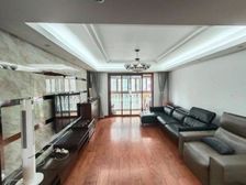 业主定好新房,急售,电梯高区,南北通,精装修,可拎包入住