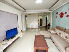 方园二区 3房2厅72万