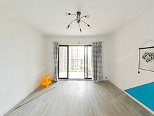 高铁新城 · 中海珑湾锦园,4房2厅,中间楼层,随时看房