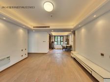 新上天阅湖滨大四房 次新小区 小区中间位置 随时看