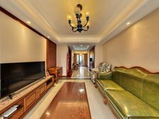 必看房中介费0.5,平江万达附一院,万国府科技住宅南北双露台