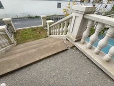 法式联排别墅清水上中下4层实得面积370平赠送空间大视野好