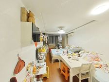 双南两房一厅 中间楼层 朝南采光无遮挡 看房随时