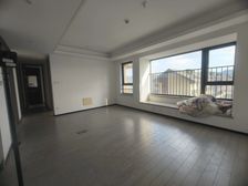 万科未来广场3室2厅2卫南朝向130.0万元/套出售