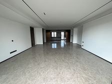 万科臻湾悦 255平带车位 价格可以谈 急售 随时看房