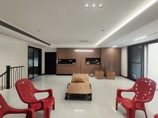 江北石马河次新洋房 带花园100平 地下室 全新装修