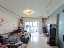 常青藤小城4室2厅2卫南朝向323.0万元/套出售