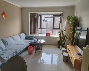 南北通透北京城建上河湾3室1厅精装修