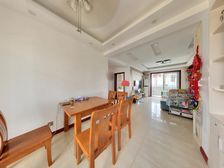 必看好房!中介费0.3,梅巷轻轨口飞机户型把古城景色搬到客厅