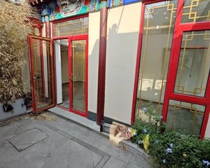 精装修 双证齐全 东城雍和宫后身 60平 四合院